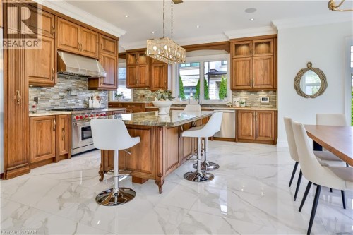 1511 Broadmoor Avenue, Mississauga, ON 