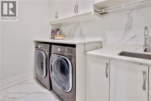 1511 Broadmoor Avenue, Mississauga, ON 