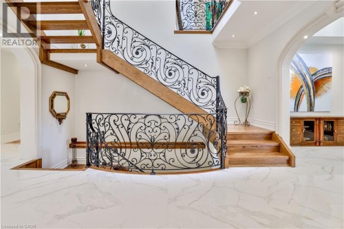 1511 Broadmoor Avenue, Mississauga, ON 