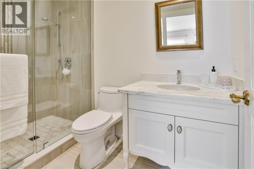 1511 Broadmoor Avenue, Mississauga, ON 