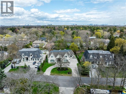 1511 Broadmoor Avenue, Mississauga, ON 