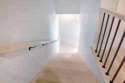 Mezzanine - 