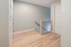 Mezzanine - 