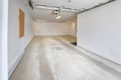 Garage - 