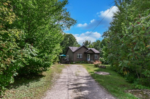 151 Rue Francis  Sainte-Sophie, QC J5J 0C2