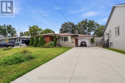 563 BUNTING ROAD  St. Catharines (Bunting/Linwell), ON L2M 3A4