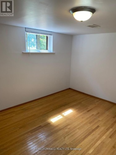31 KILGREGGAN CRESCENT , Toronto, Ontario M1J 1S2 3