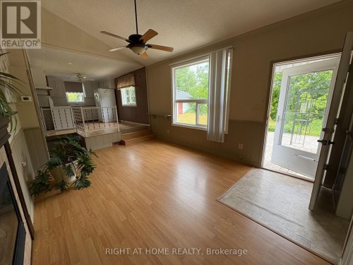 2591 TRULLS ROAD , Clarington, Ontario L1E 2N3 4