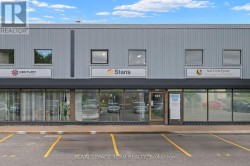 121 - 15 CAPELLA COURT  Ottawa, ON K2E 7X1