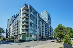 216-901 Rue de la Commune E.  Montréal (Ville-Marie), QC H2L 0E2