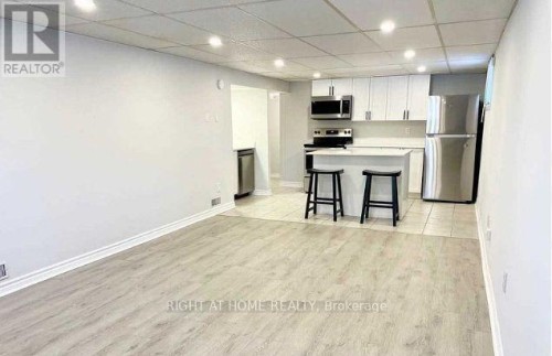 5 Wanita Road, Mississauga, ON 