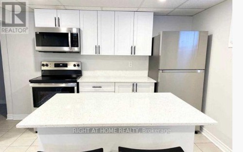 5 Wanita Road, Mississauga, ON 