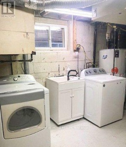 5 Wanita Road, Mississauga, ON 