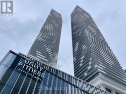 1715 - 138 DOWNES STREET Toronto, ON M5E 0E4