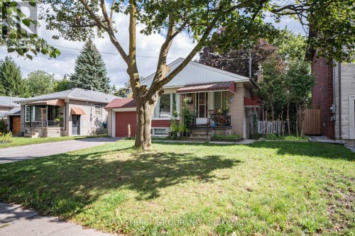 LOWER - 394 CENTRE STREET E , Richmond Hill, Ontario L4C 1B7 2