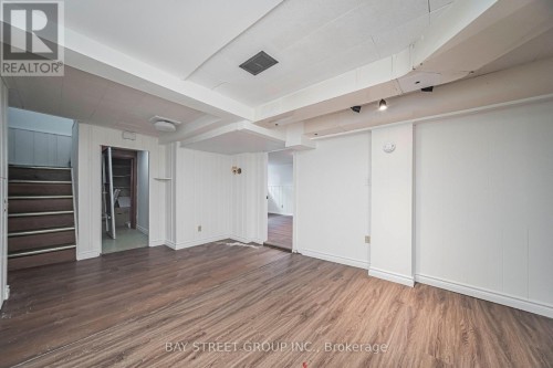 LOWER - 394 CENTRE STREET E , Richmond Hill, Ontario L4C 1B7 3