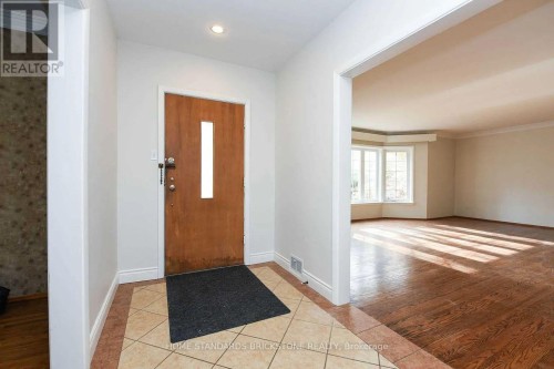 90 CENTRE AVENUE N , Toronto, Ontario M2M 2L6 2