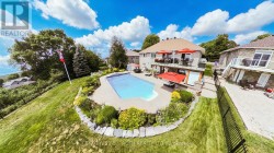 6 MAPLEVIEW PLACE North Bay, ON P1C 1N7