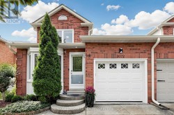 2072 GLENADA CRESCENT Oakville, ON L6H 4M2
