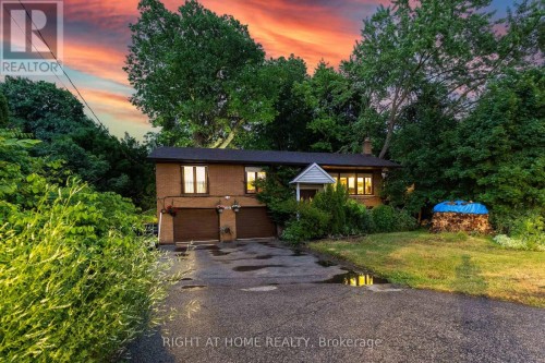 UPPER - 1101 BRIMLEY ROAD , Toronto, Ontario M1P 3E8 2