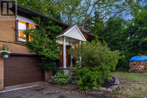 UPPER - 1101 BRIMLEY ROAD , Toronto, Ontario M1P 3E8 4