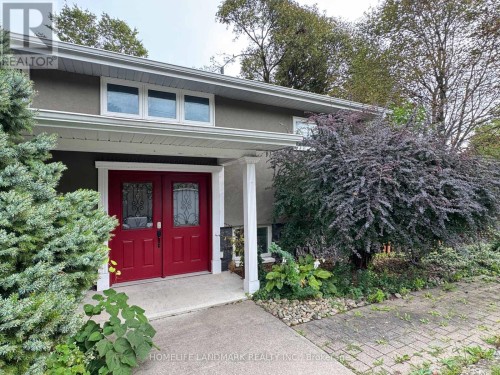 UPPER - 119 BLAKE STREET , Barrie, Ontario L4M 1K2 3