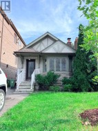 361 FAIRLAWN AVENUE Toronto, ON M5M 1T5