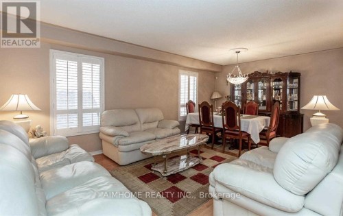 34 RAYMOND BARTLETT AVENUE , Markham, Ontario L3R 5H7 4