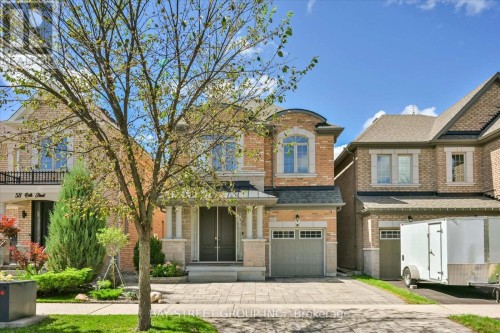 62 ROTH STREET  Aurora, ON L4G 0W7