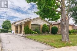 22 MONTERREY DRIVE Toronto, ON M9V 1S8