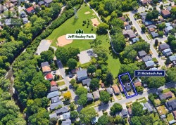 21 MCINTOSH AVENUE Toronto, ON M8Y 3E1