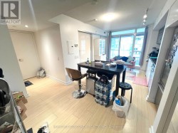 719 - 85 QUEENS WHARF ROAD Toronto, ON M5V 0J9