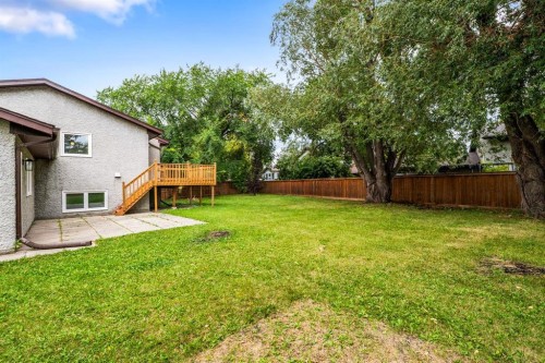 35 Peacock Place, Winnipeg, MB 