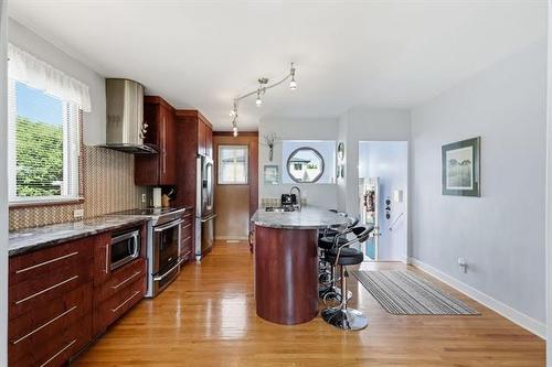 411 Cabana Pl, Winnipeg, MB 