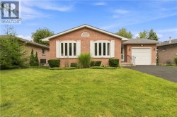 22 ALLENSGATE Drive Brantford, ON N3V 1C8
