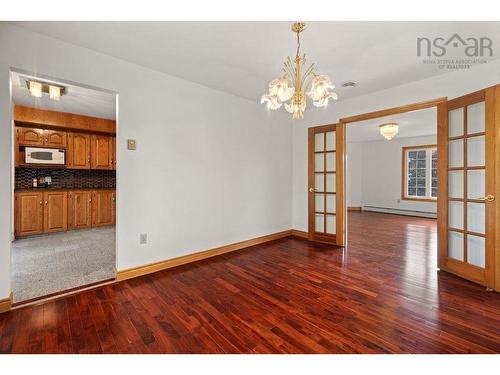 2 Huxley Close, Halifax, NS 