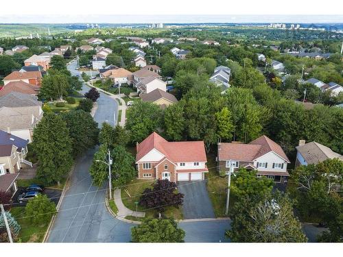 2 Huxley Close, Halifax, NS 