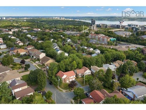 2 Huxley Close, Halifax, NS 