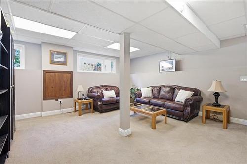 49 Glenthorne Cr, Winnipeg, MB 