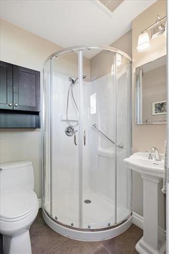 49 Glenthorne Cr, Winnipeg, MB 