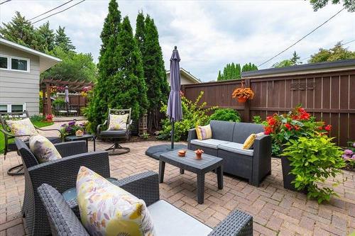 49 Glenthorne Cr, Winnipeg, MB 