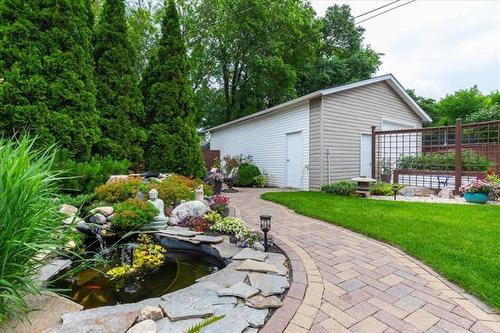 49 Glenthorne Cr, Winnipeg, MB 