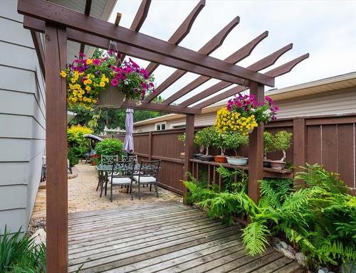 49 Glenthorne Cr, Winnipeg, MB 