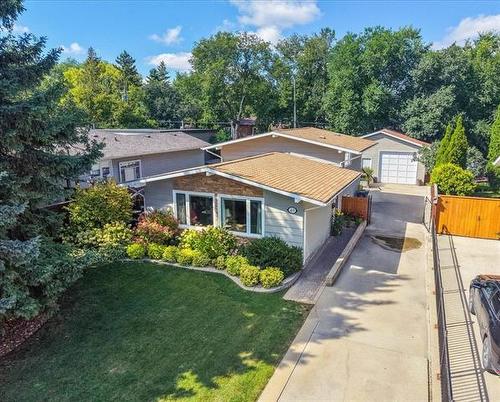 49 Glenthorne Cr, Winnipeg, MB 