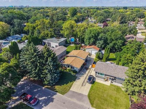 49 Glenthorne Cr, Winnipeg, MB 
