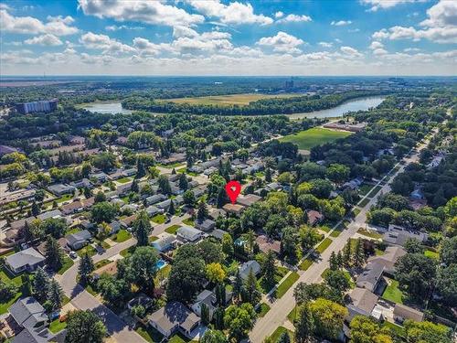 49 Glenthorne Cr, Winnipeg, MB 