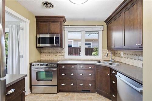 49 Glenthorne Cr, Winnipeg, MB 