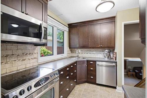 49 Glenthorne Cr, Winnipeg, MB 