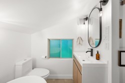 Salle de bains attenante à la CCP - 