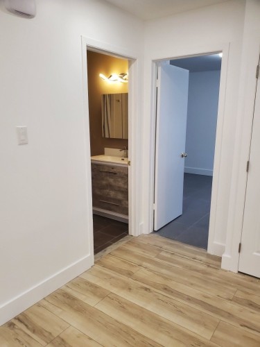 Mud Room - 14749 Rue Aumais, Montréal (L'Île-Bizard/Sainte-Geneviève), QC 
